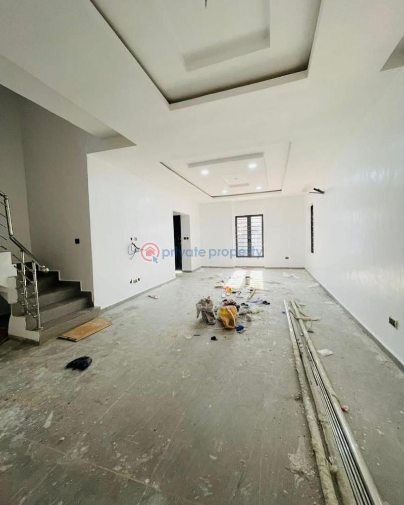 7 bedroom Detached Duplex For Sale Magodo Phase 2 Magodo GRA Phase 2 Kosofe/Ikosi Lagos - 10