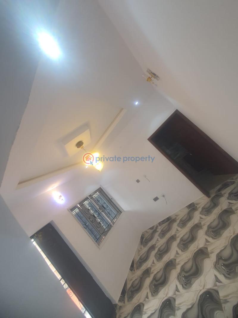 1 bedroom Block Of Flats For Rent Golden Palace Elebu 1mins To Akala Express Akala Express Ibadan Oyo - 5