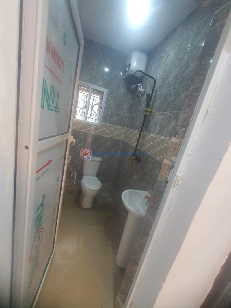 1 bedroom Block Of Flats For Rent Golden Palace Elebu 1mins To Akala Express Akala Express Ibadan Oyo - 1