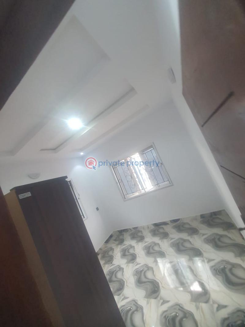 1 bedroom Block Of Flats For Rent Golden Palace Elebu 1mins To Akala Express Akala Express Ibadan Oyo - 2
