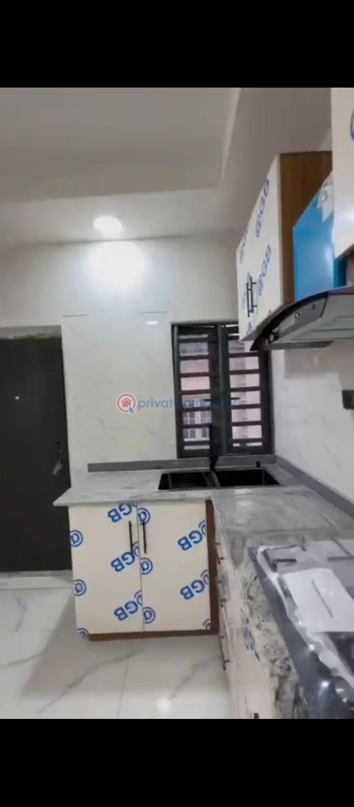 2 bedroom Block Of Flats For Rent Yaba Lagos - 4