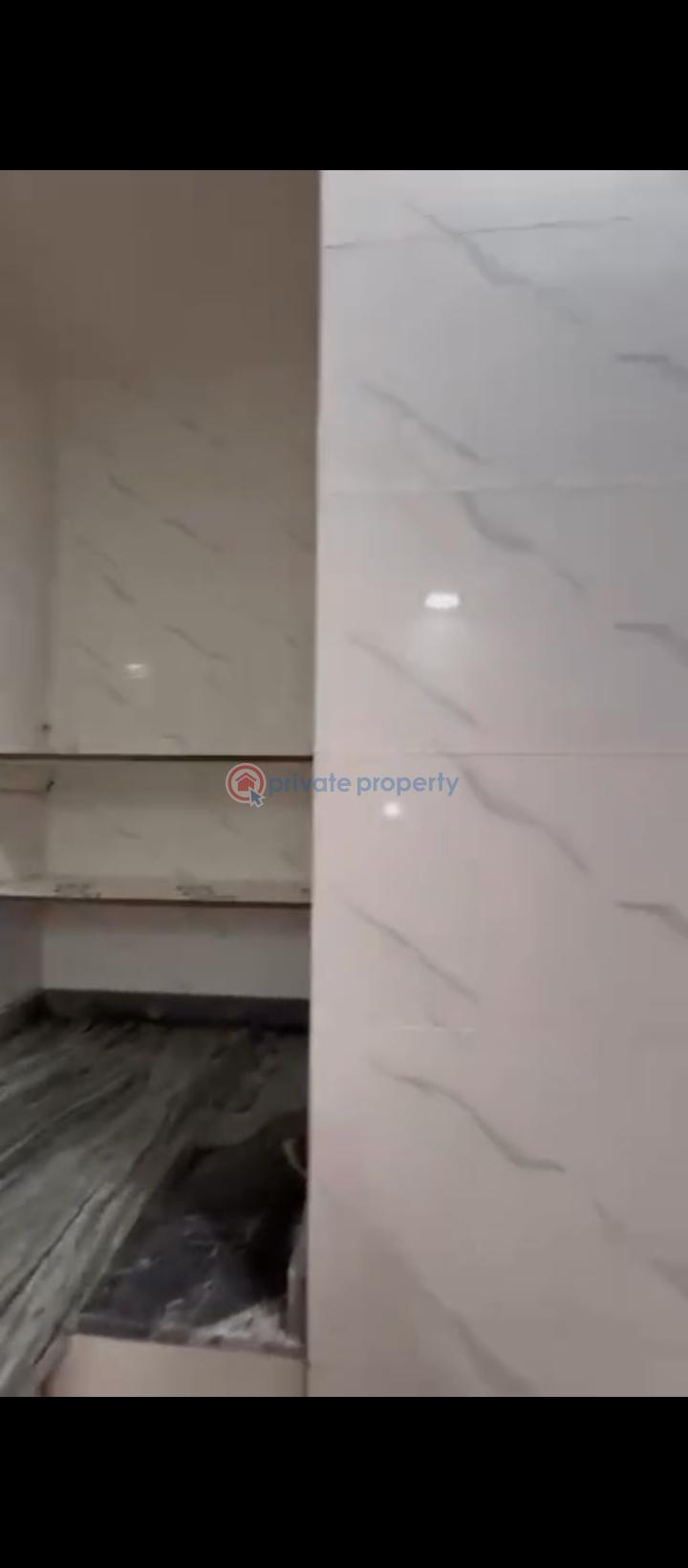 2 bedroom Block Of Flats For Rent Yaba Lagos - 5