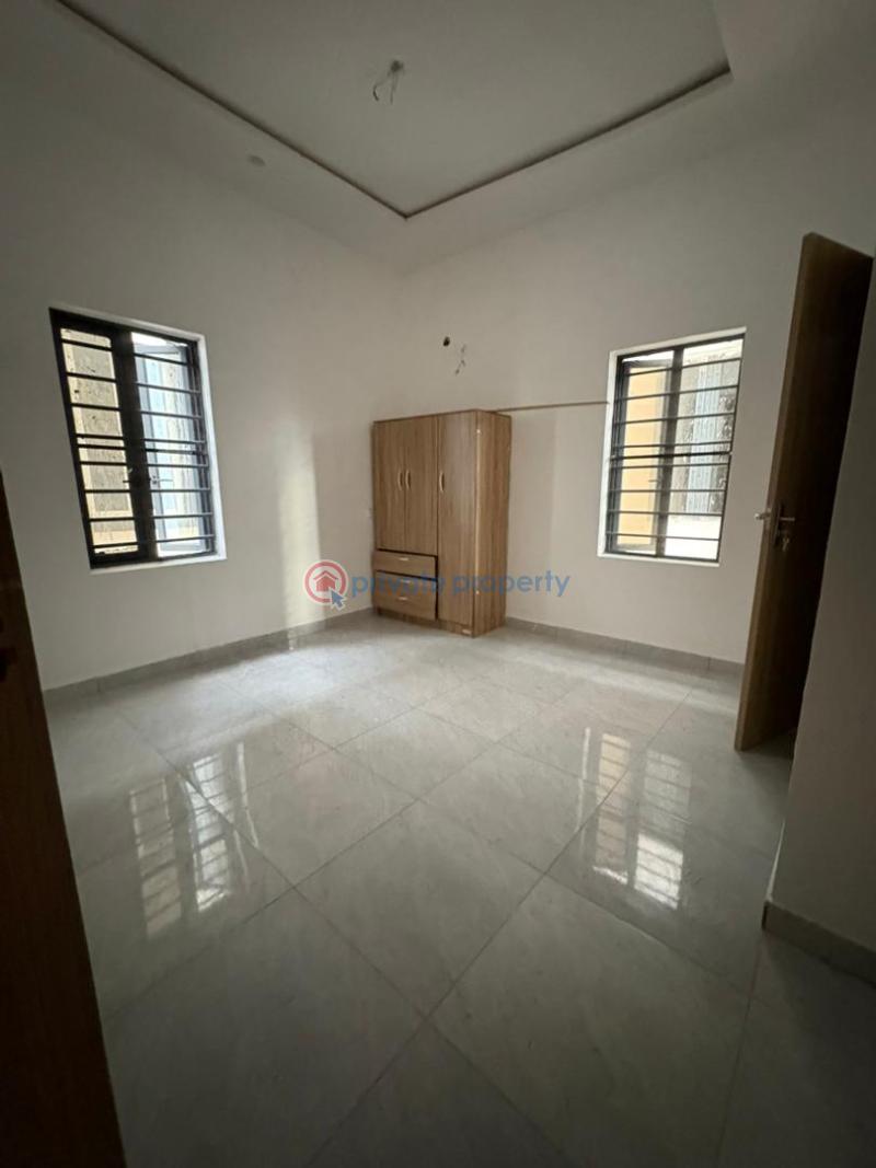 4 bedroom Semi detached Duplex For Sale Bera Chevron Drive Lekki Lagos - 5