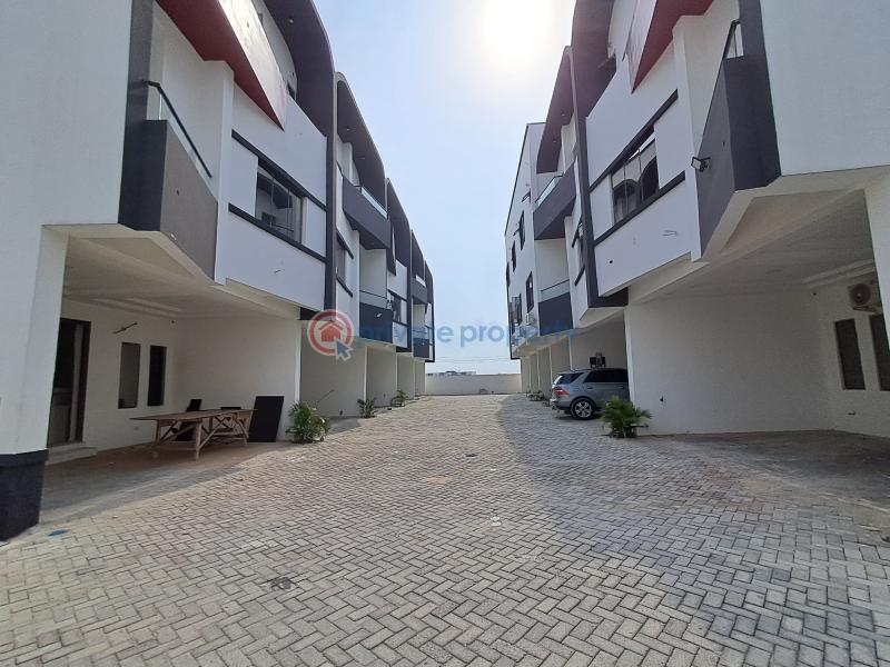 4 bedroom Terraced Duplex For Rent Orchid, Chevron Tollgate Lekki Lagos - 1