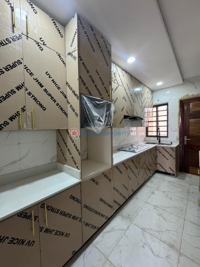 2 bedroom Block Of Flats For Rent Periwinkle Estate By Freedom Way Lekki Phase 1 Lagos - 16