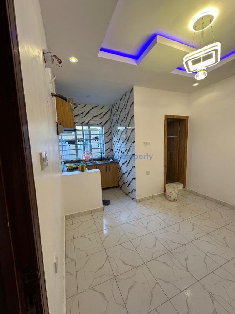 1 bedroom Self Contain For Rent Off Pedro Road Gbagada Lagos - 2