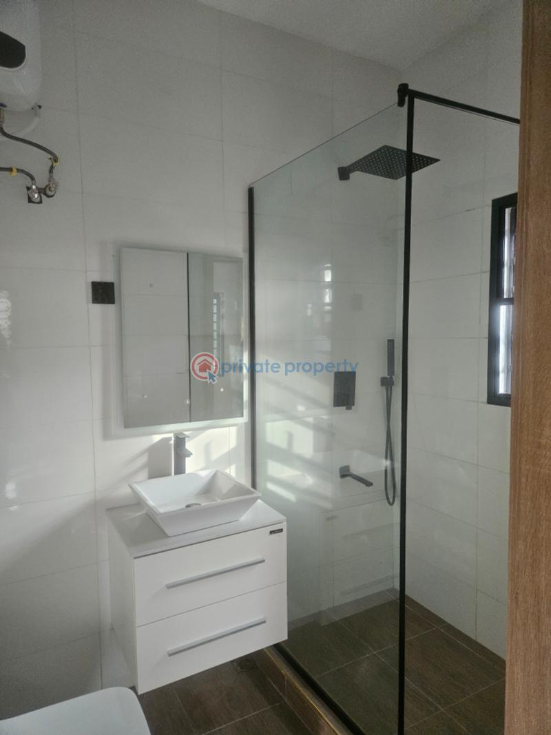 2 bedroom Block Of Flats For Sale Shonny Highway Shonibare Estate Maryland Lagos - 8