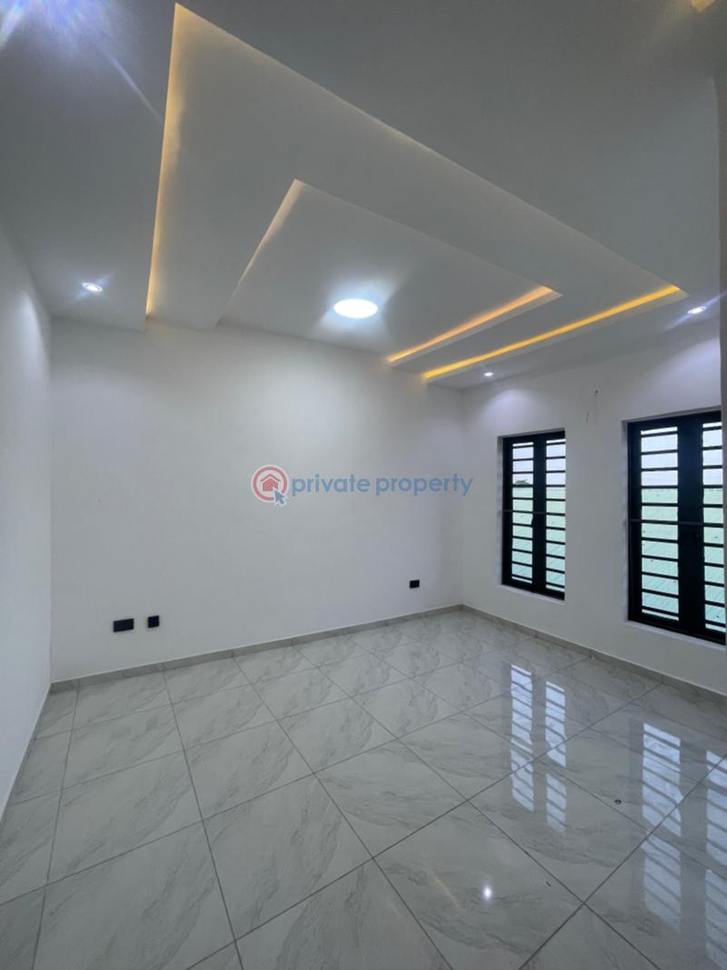 4 bedroom Semi detached Duplex For Sale Ogudu GRA Lagos - 2