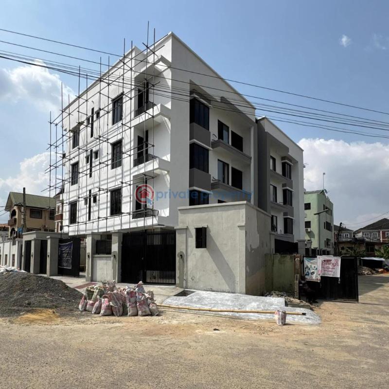 3 bedroom Flat & Apartment For Sale Allen Ikeja Lagos - 3