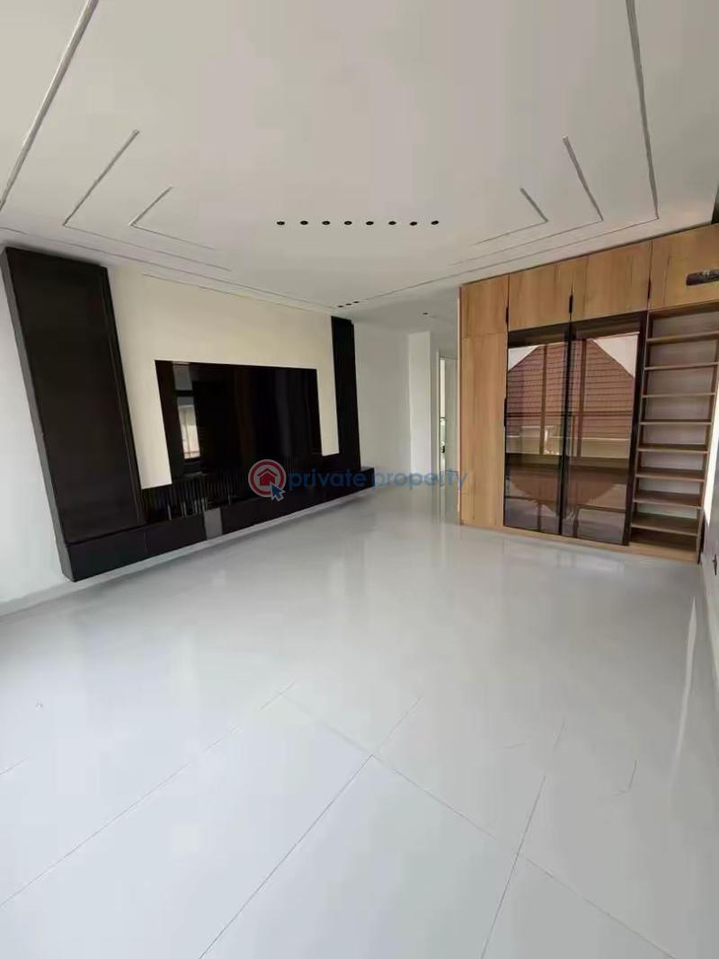 7 bedroom Detached Duplex For Sale Guzape Hills, Apo Resettlement Zone A Apo Abuja Phase 2  - 7