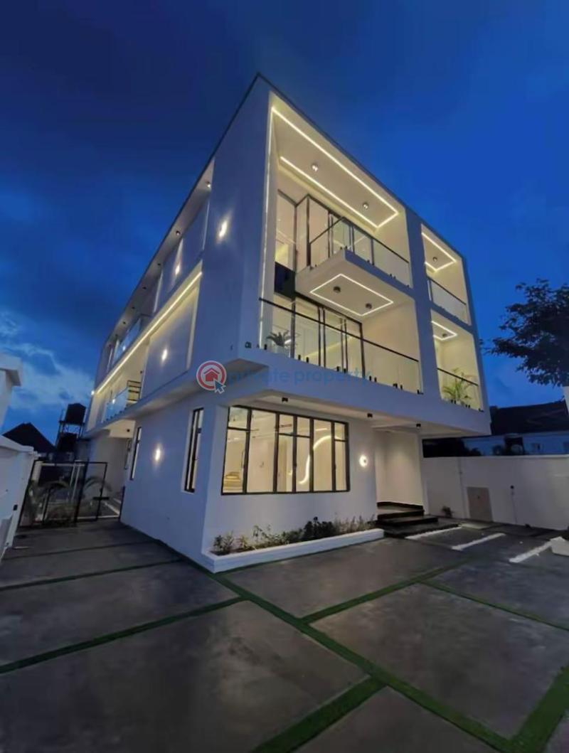 7 bedroom Detached Duplex For Sale Guzape Hills, Apo Resettlement Zone A Apo Abuja Phase 2  - 0