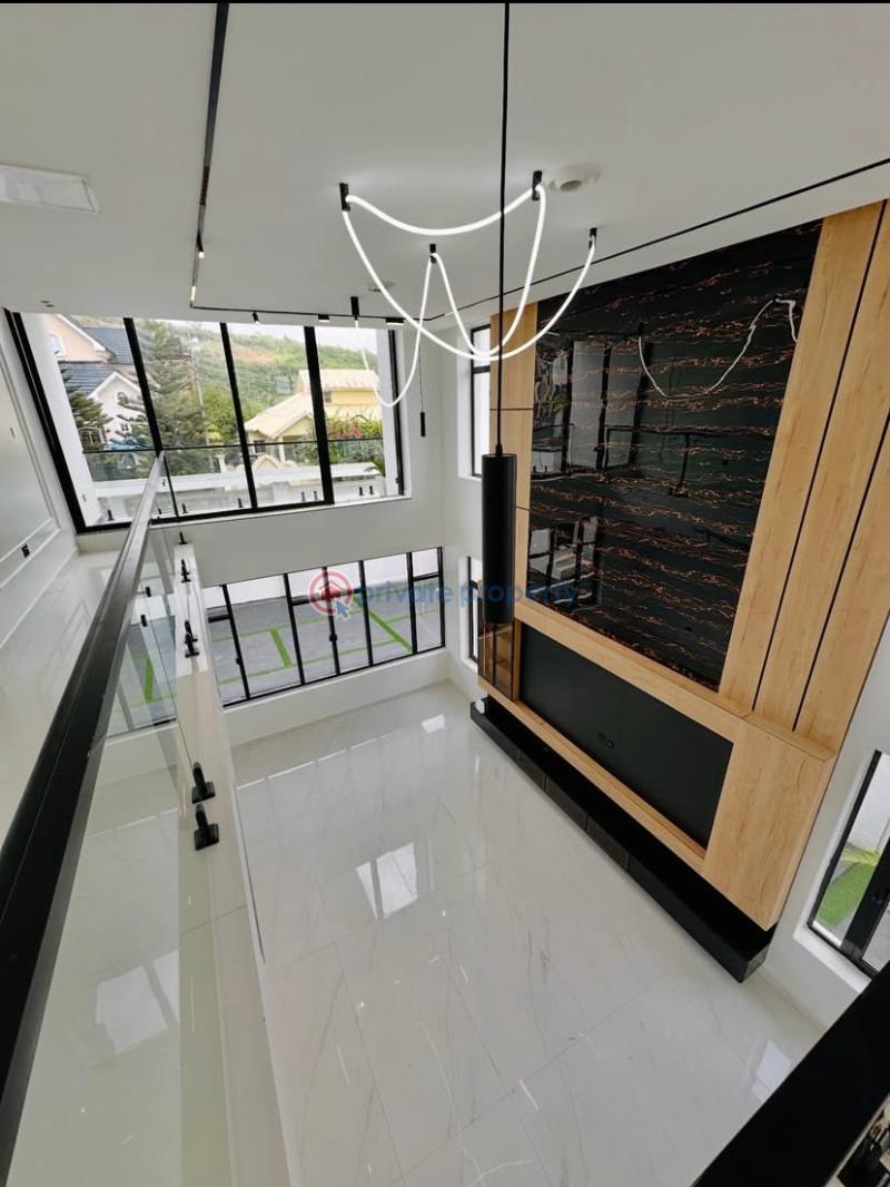 7 bedroom Detached Duplex For Sale Guzape Hills, Apo Resettlement Zone A Apo Abuja Phase 2  - 1
