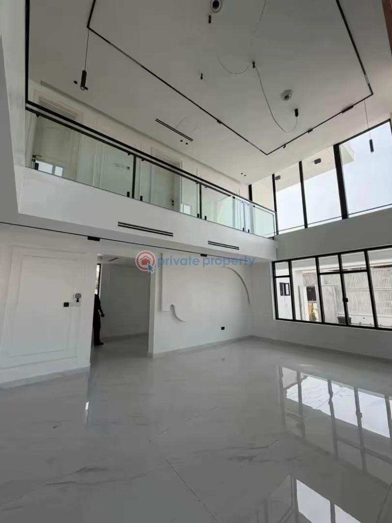 7 bedroom Detached Duplex For Sale Guzape Hills, Apo Resettlement Zone A Apo Abuja Phase 2  - 1