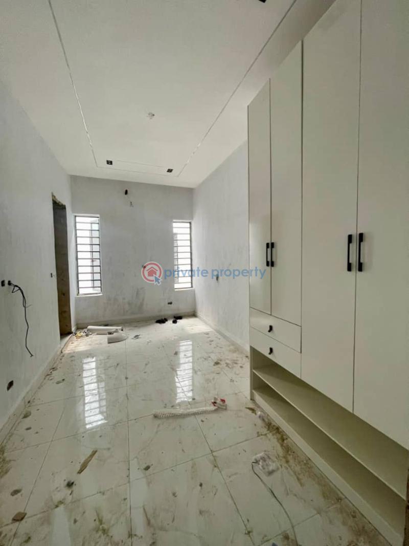 4 bedroom Detached Duplex For Sale Igboefon Lekki Lagos - 4