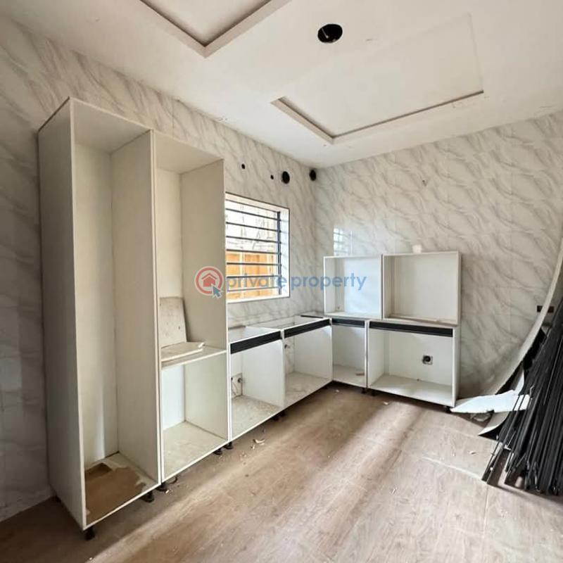 4 bedroom Terraced Duplex For Sale Maryland Lagos - 9