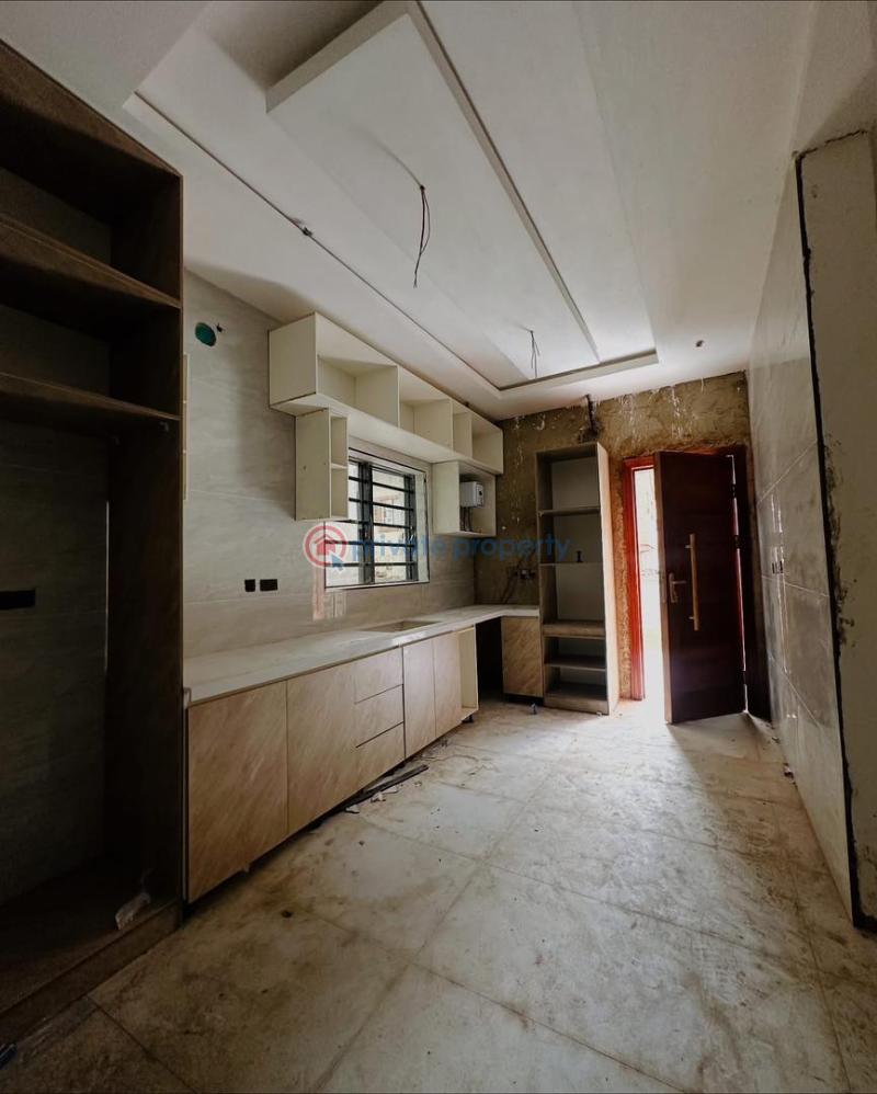 5 bedroom Detached Duplex For Sale Omole Phase 1 Ikeja Lagos - 5