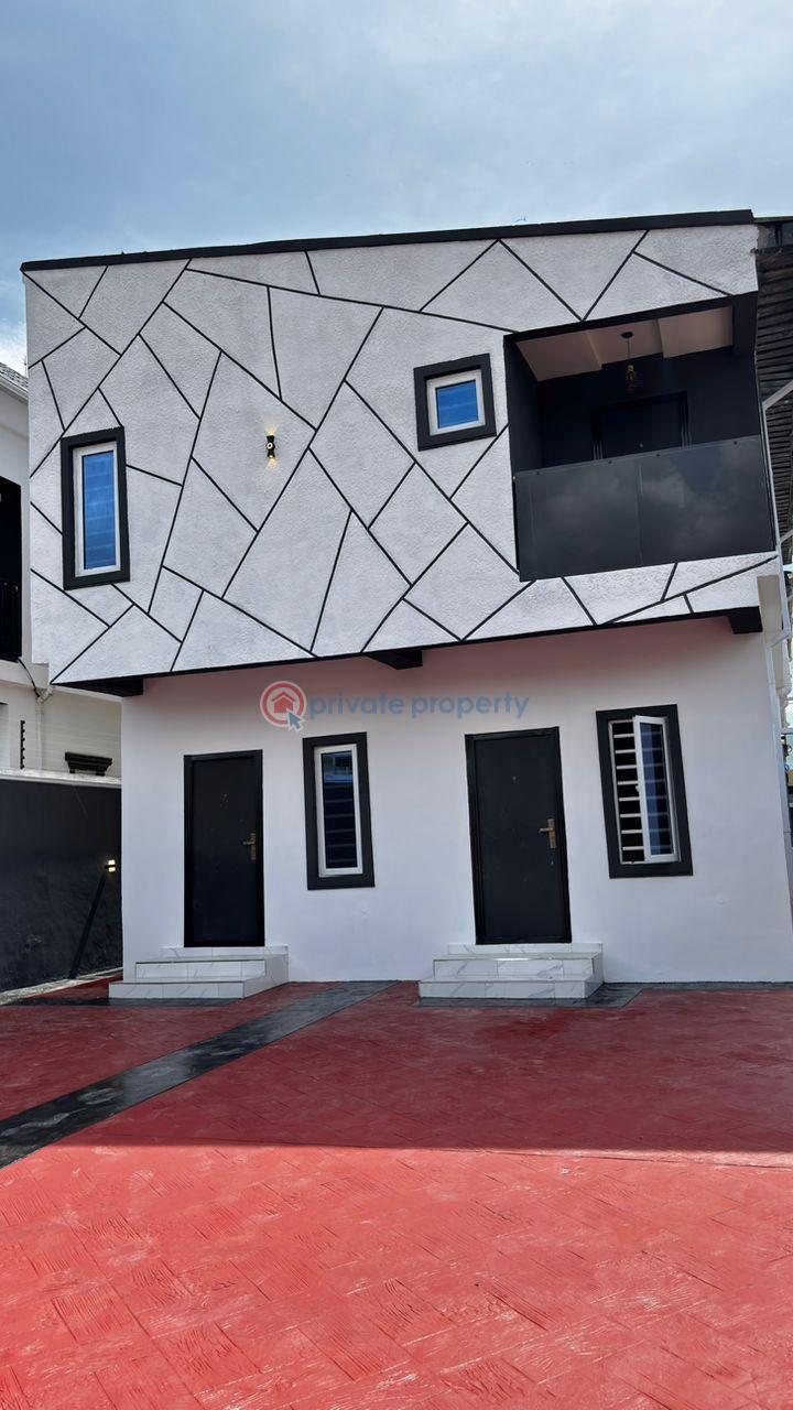 9 bedroom House For Sale Dalemo Alakuko Ifako-Ijaiye Lagos - 0