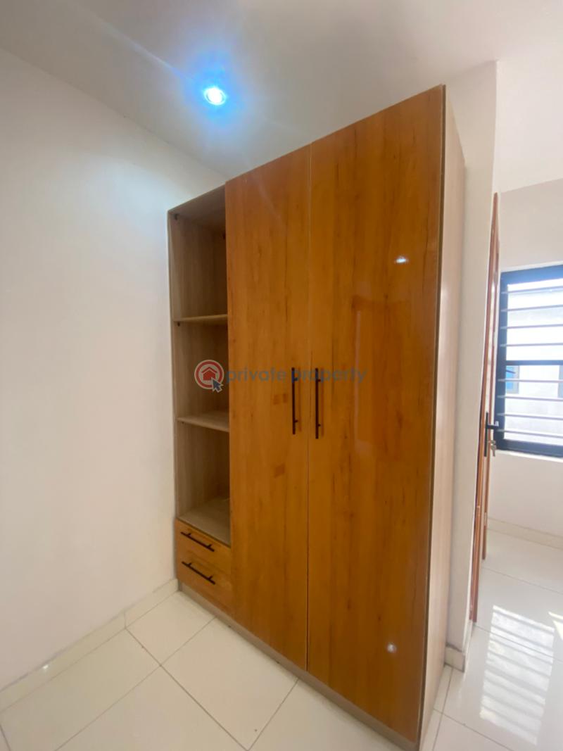 2 bedroom Block Of Flats For Sale Sangotedo,ajah Lagos Sangotedo Ajah Lagos - 6