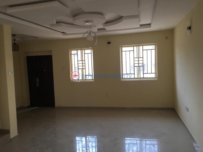 2 bedroom Block Of Flats For Rent Valley View Estate Oluodo Ebute Ikorodu Lagos - 2