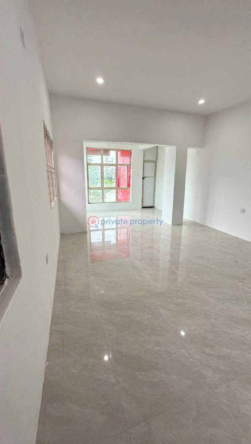 Mall/Complex/Plaza For Rent Behind Evercare Hospital Lekki Phase 1 Lagos - 4