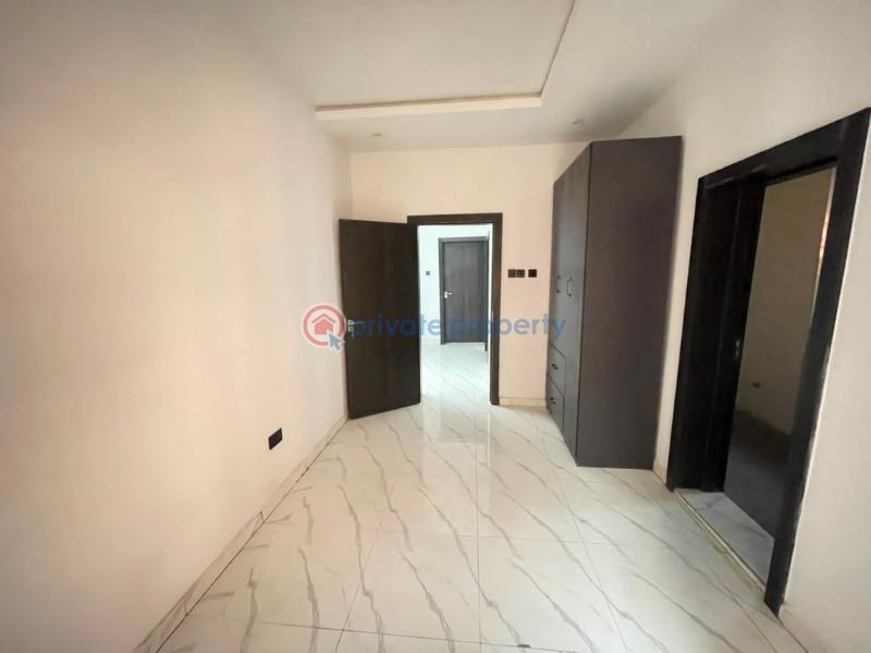 3 bedroom Block Of Flats For Sale Ifako Gbagada Lagos - 1