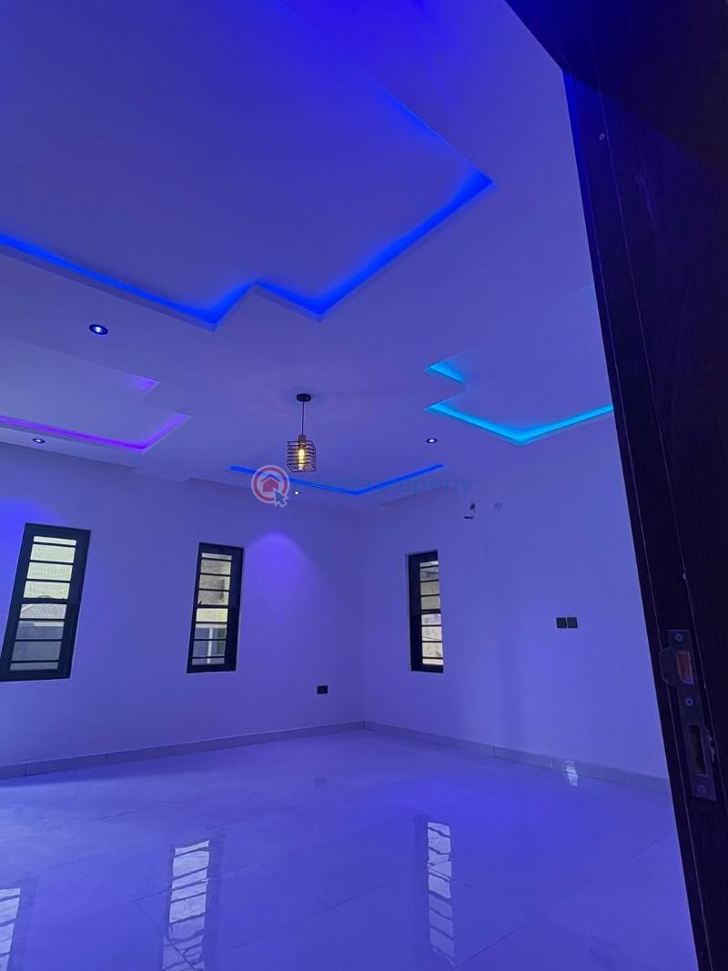 4 bedroom Detached Duplex For Sale 79th Estate Akwaka, Rumuodomaya Port Harcourt Port Harcourt Rivers - 3
