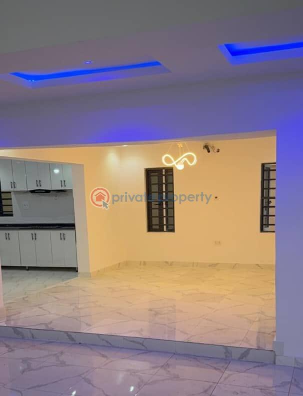 4 bedroom Detached Duplex For Sale Oluyole Estate Ibadan Oyo - 2