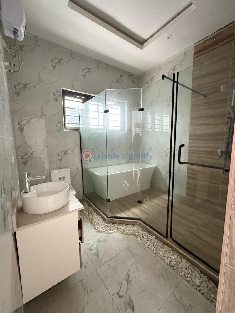 5 bedroom Detached Duplex For Sale 2nd Toll Gate Lekki Phase 2 Lagos - 3