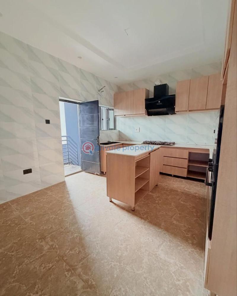 4 bedroom Penthouse For Sale Newly Built 4 Bedroom Penthouse With Elevator And Bq In A Serene Environment Obanikoro Shomolu Lagos - 4