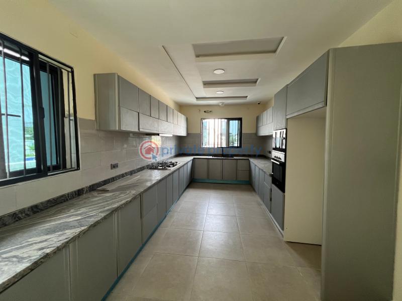 5 bedroom Detached Duplex For Sale Royal Garden Estate Along Lekki Expressway Lagos - 5