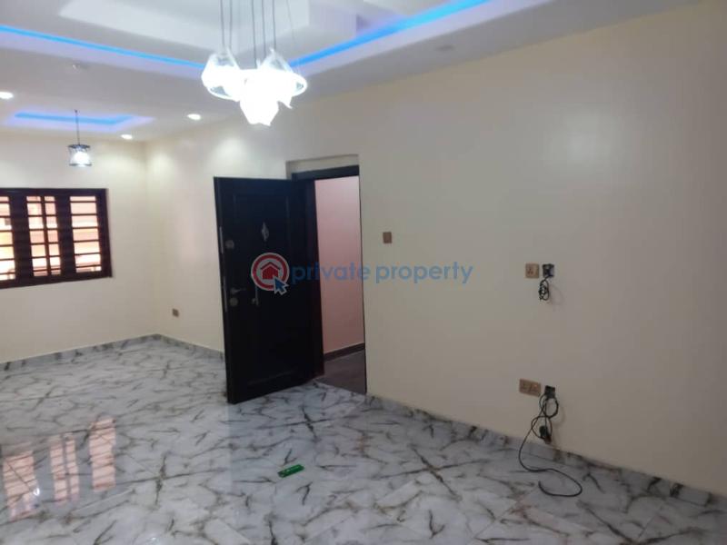 2 bedroom Flat & Apartment For Sale Estate At Gated Bus Stop Beside Ipaja Road, Egbeda Alimosho Lagos - 7