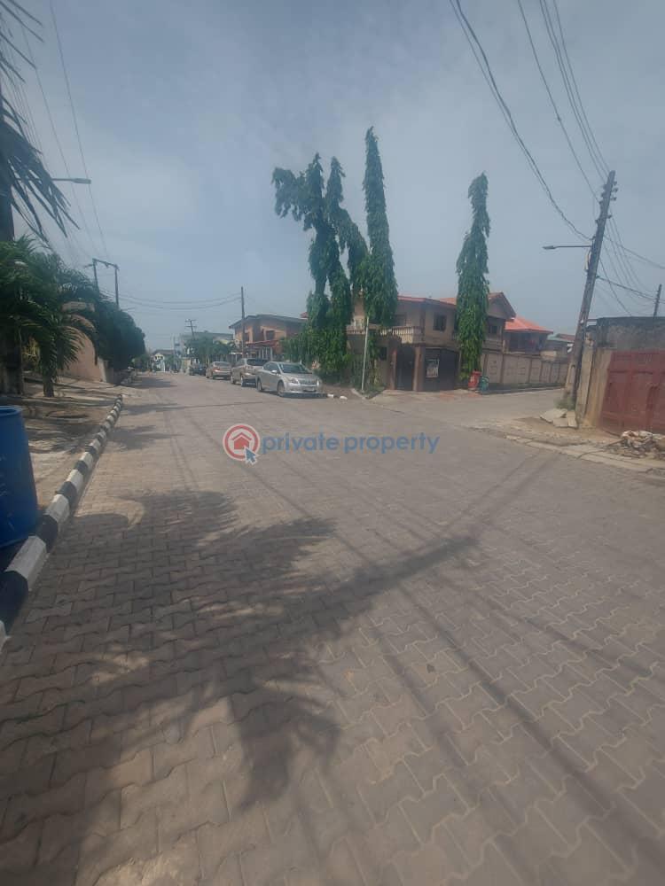 4 bedroom Detached Duplex For Sale River Valley Estate Ojodu Lagos - 11