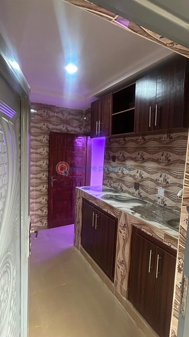 1 bedroom Block Of Flats For Rent James Ajufo Estate Elebu On Akala Expressway Akala Express Ibadan Oyo - 4