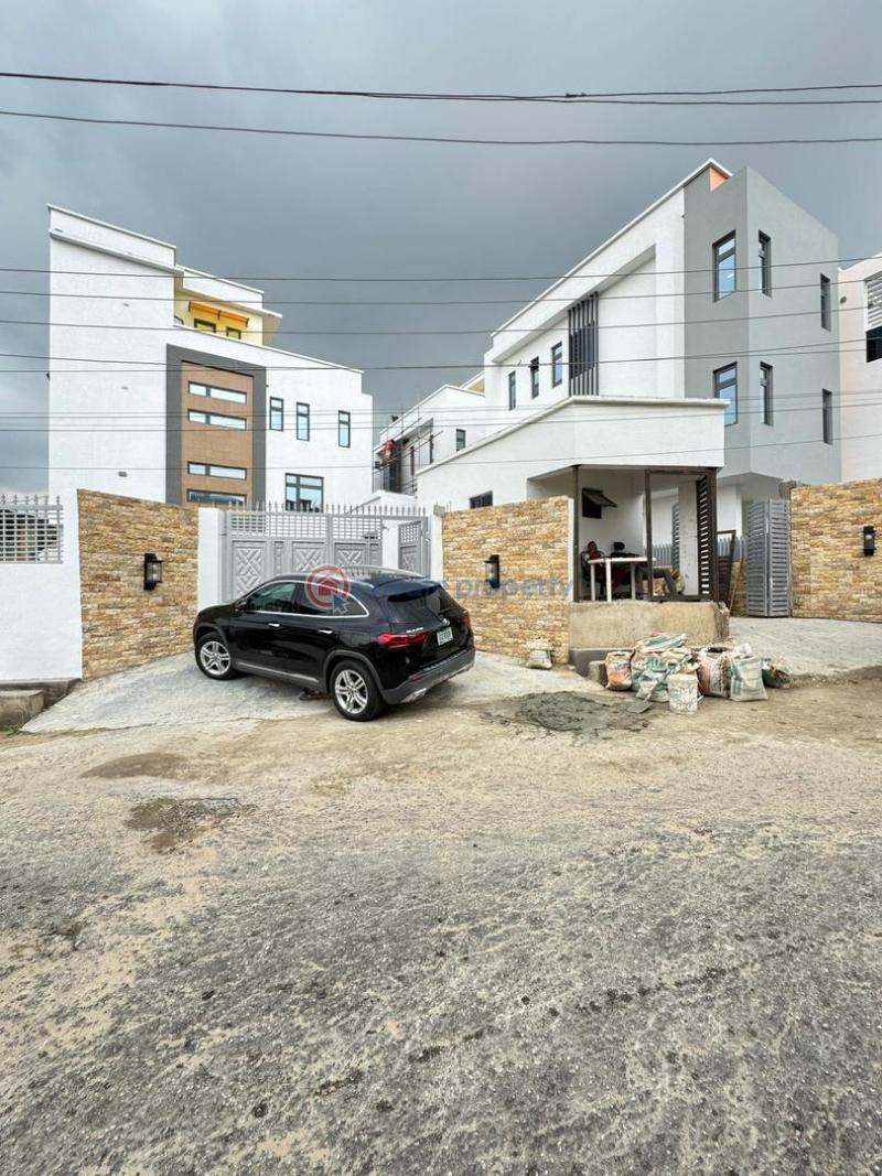 Newly built exotic 5 bedroom fully detached duplex with a room bq - 0 5 bedroom Detached Duplex For Sale Anthony Village Maryland Lagos - 0