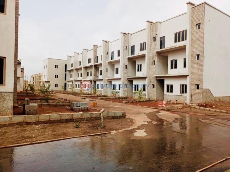 1 bedroom Mini Flat For Sale Gwarimpa Dawaki Abuja Phase 3  - 3