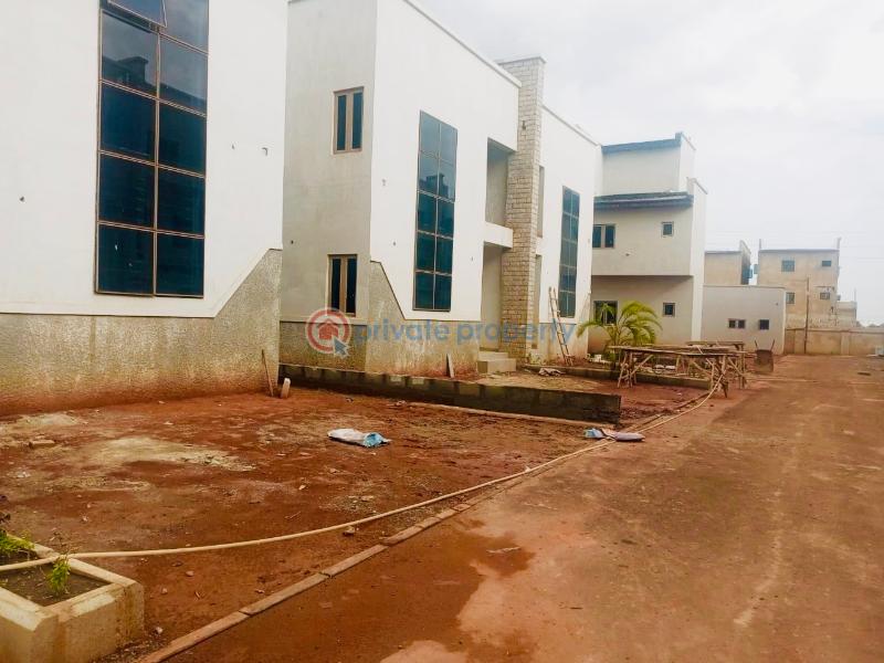2 bedroom Block Of Flats For Sale Gwarinmpa Dawaki Abuja Phase 3  - 1