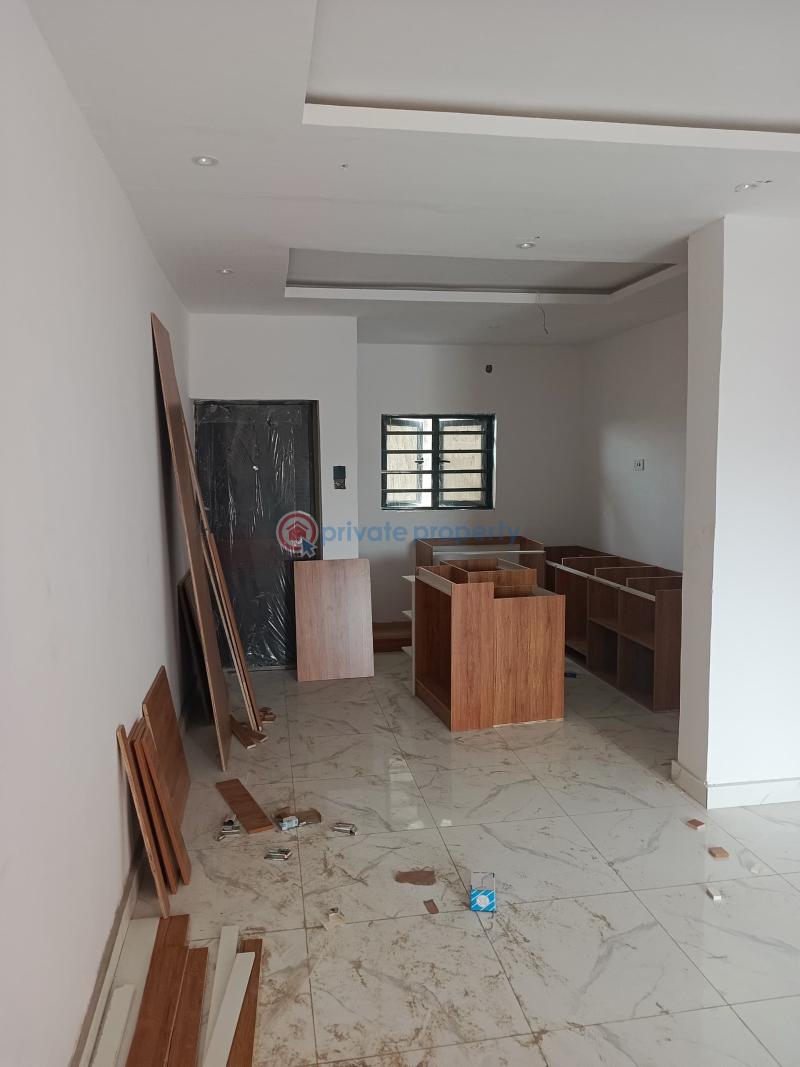 3 bedroom Block Of Flats For Sale Adetola Aguda  Surulere Lagos - 5