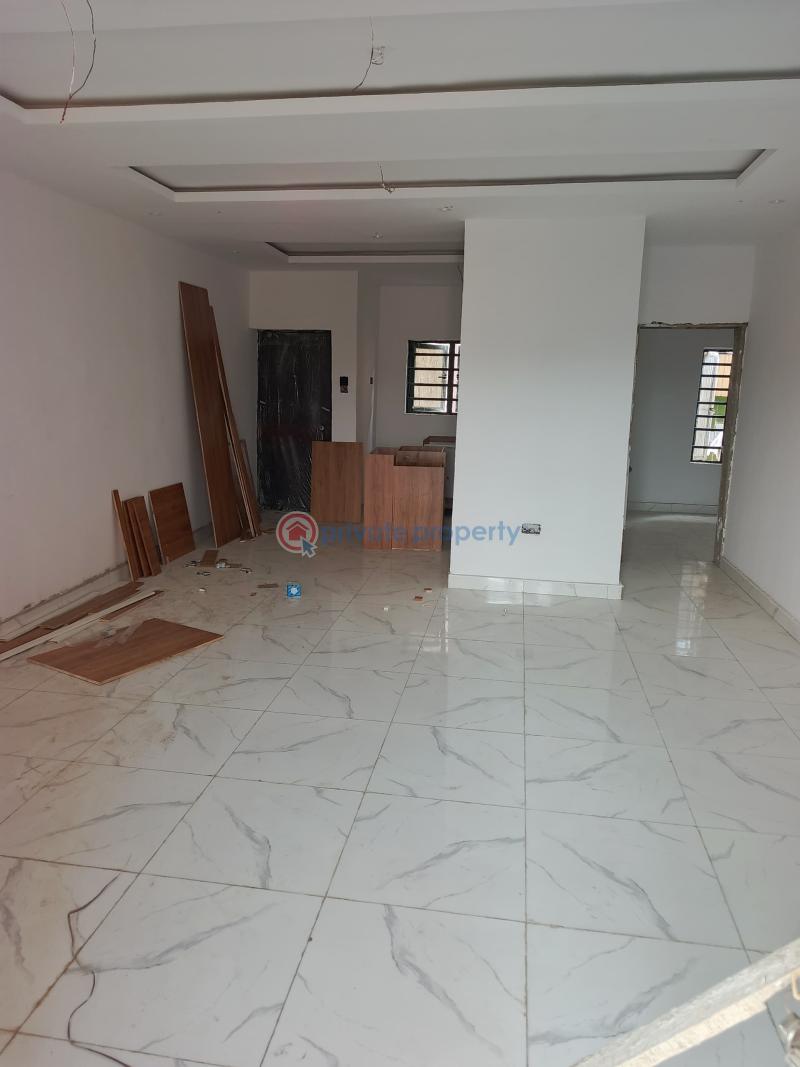 3 bedroom Block Of Flats For Sale Adetola Aguda  Surulere Lagos - 3