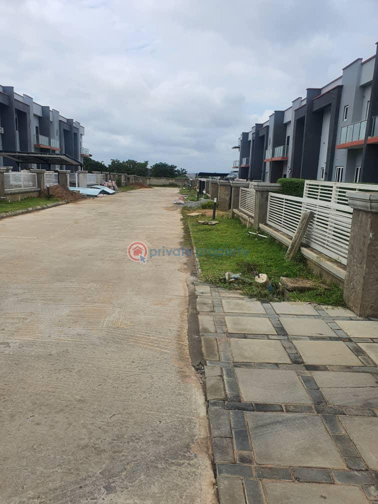 For sale 4 bedroom Terrace River Park Estate Along Airport Road Abuja