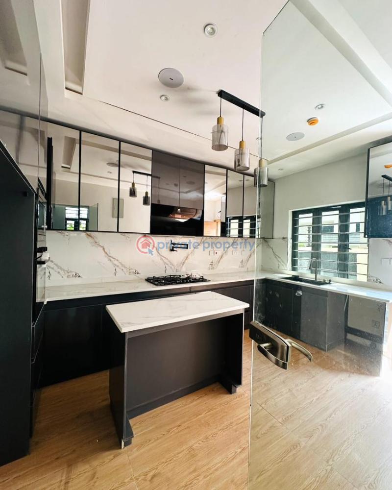 4 bedroom Semi detached Duplex For Sale Omole Phase 1 Ikeja Lagos - 5