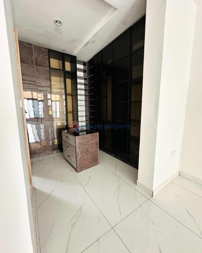 4 bedroom Semi detached Duplex For Sale Omole Phase 1 Ikeja Lagos - 4