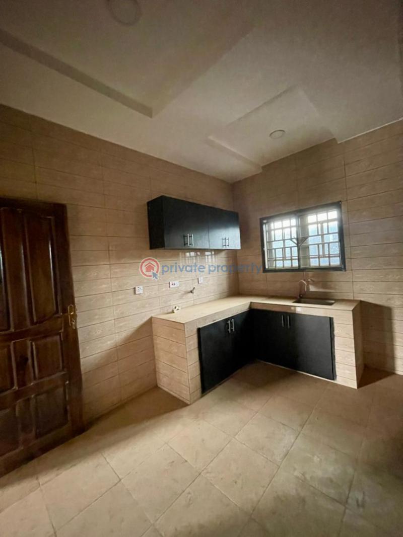 House For Rent Located At Akala Way Akobo. Directly Opposite Metro. Ibadan Oyo - 10