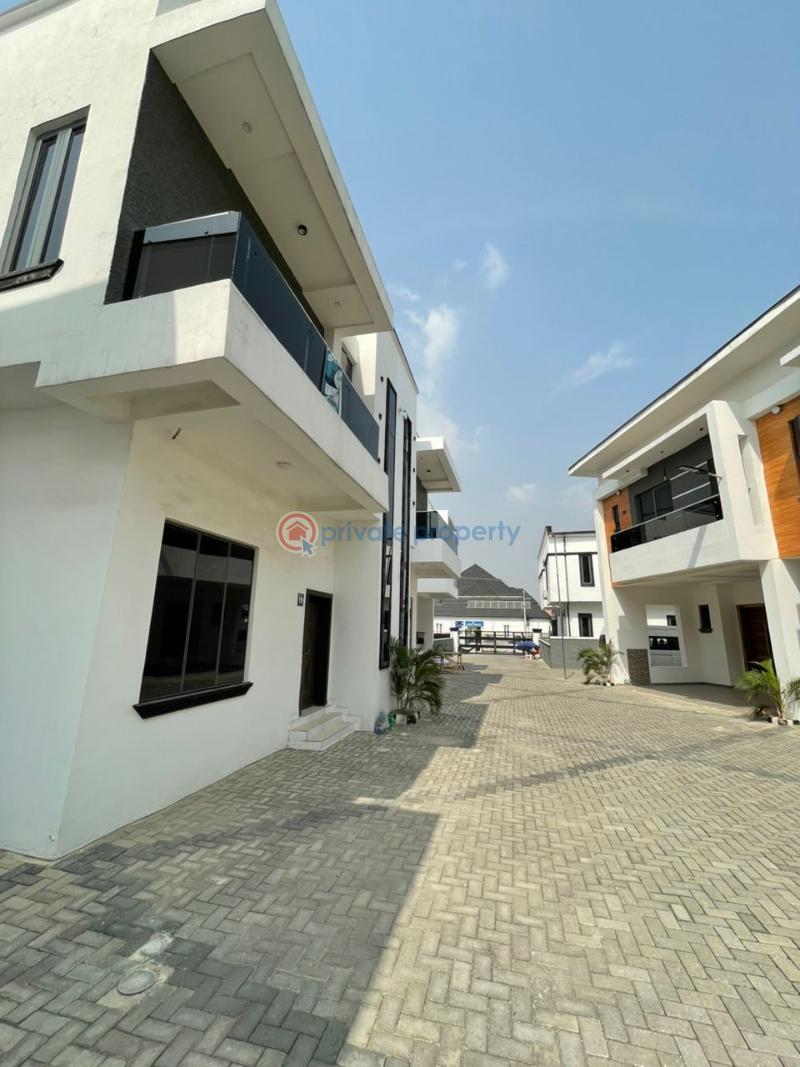4 bedroom Duplex For Rent Western End Estate Ikota Lekki Lagos - 1