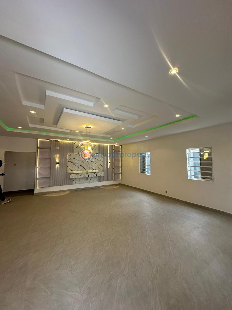 House For Sale Success Estate, Akuru Elebu, Ibadan. Ibadan Oyo - 24
