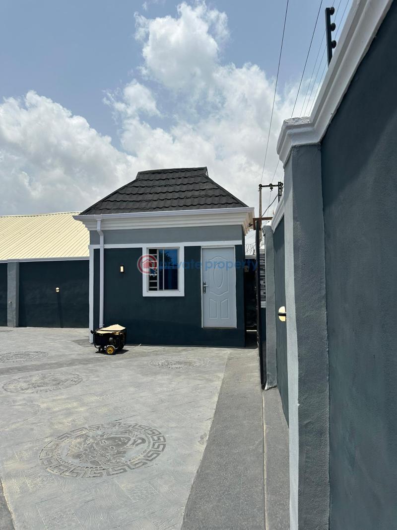 House For Sale Success Estate, Akuru Elebu, Ibadan. Ibadan Oyo - 6