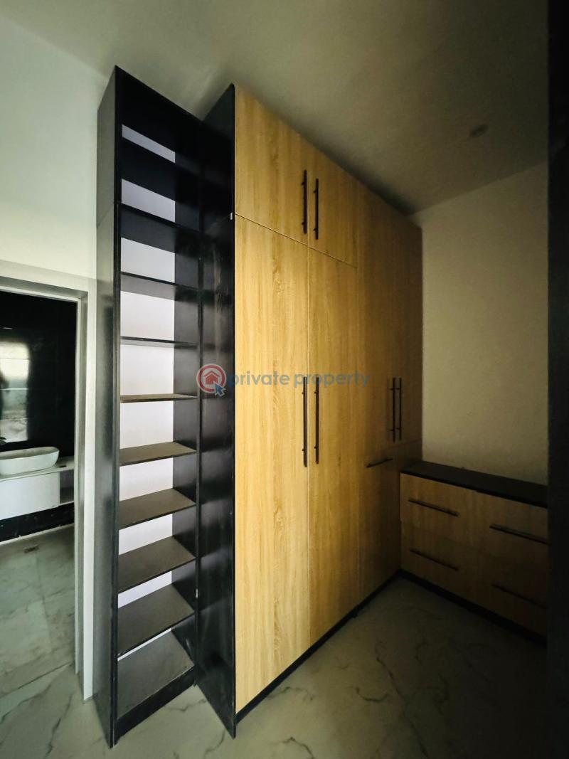 4 bedroom Detached Duplex For Sale Carlton Gate Estate, Akobo Ibadan Oyo - 1