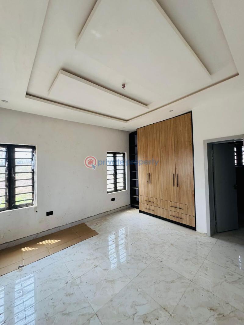 4 bedroom Detached Duplex For Sale Carlton Gate Estate, Akobo Ibadan Oyo - 3