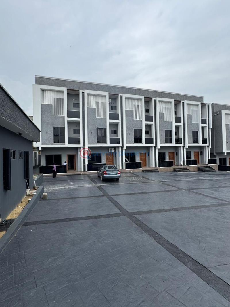 4 bedroom Terraced Duplex For Sale Magodo GRA Phase 2 Kosofe/Ikosi Lagos - 0