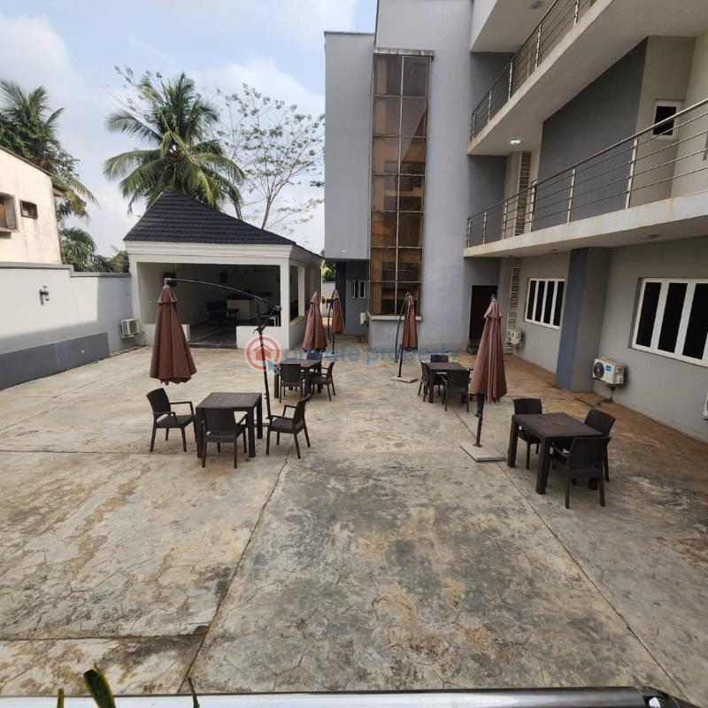 Hostel For Sale Idishin Area, Jericho Ibadan Oyo - 3