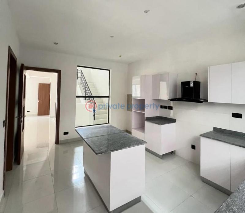 4 bedroom Terraced Duplex For Rent Lekki Phase 1 Lagos - 2